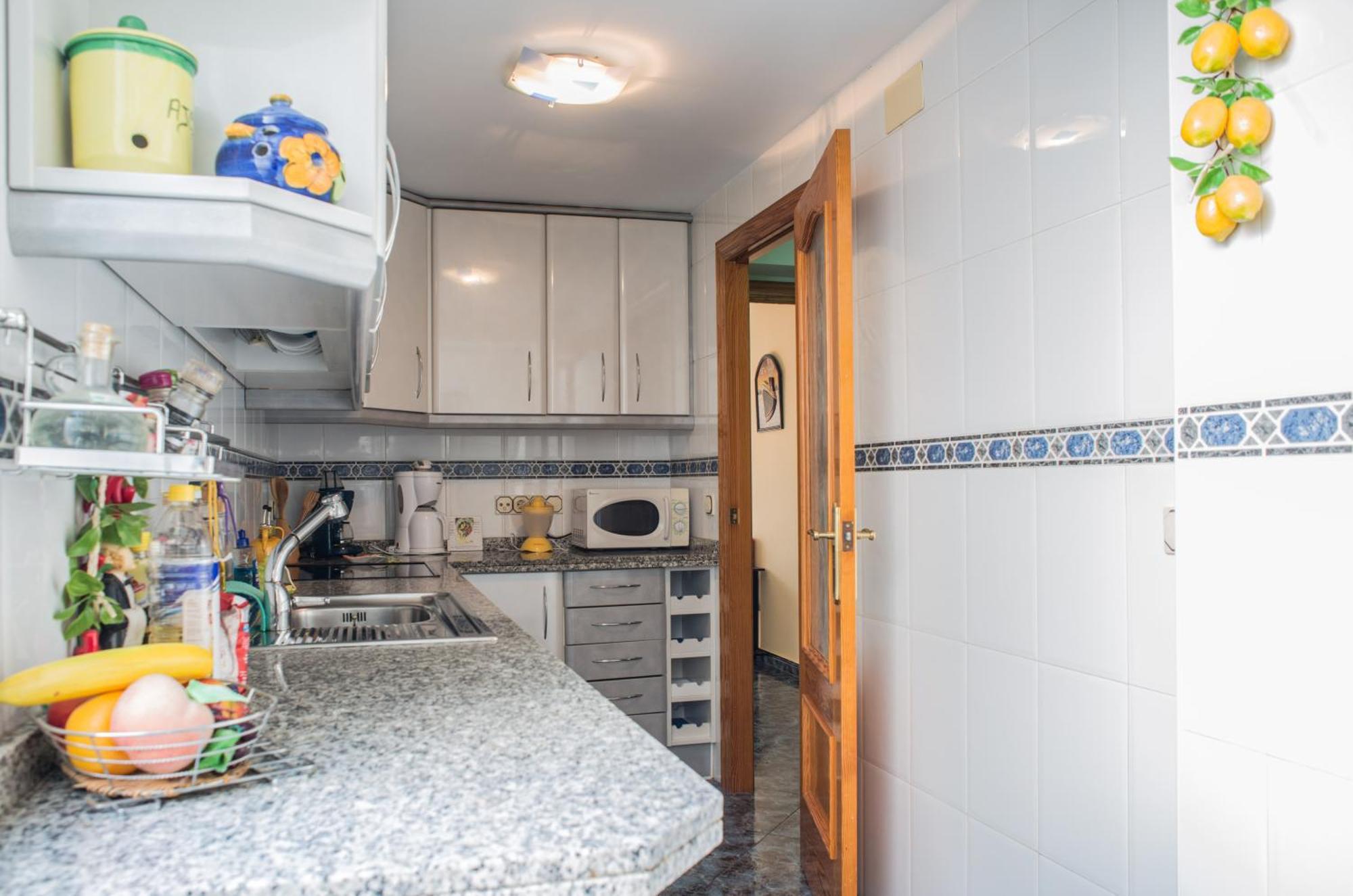 Very Best Flat Ust 800M Postiguet-Beach Alicante Buitenkant foto